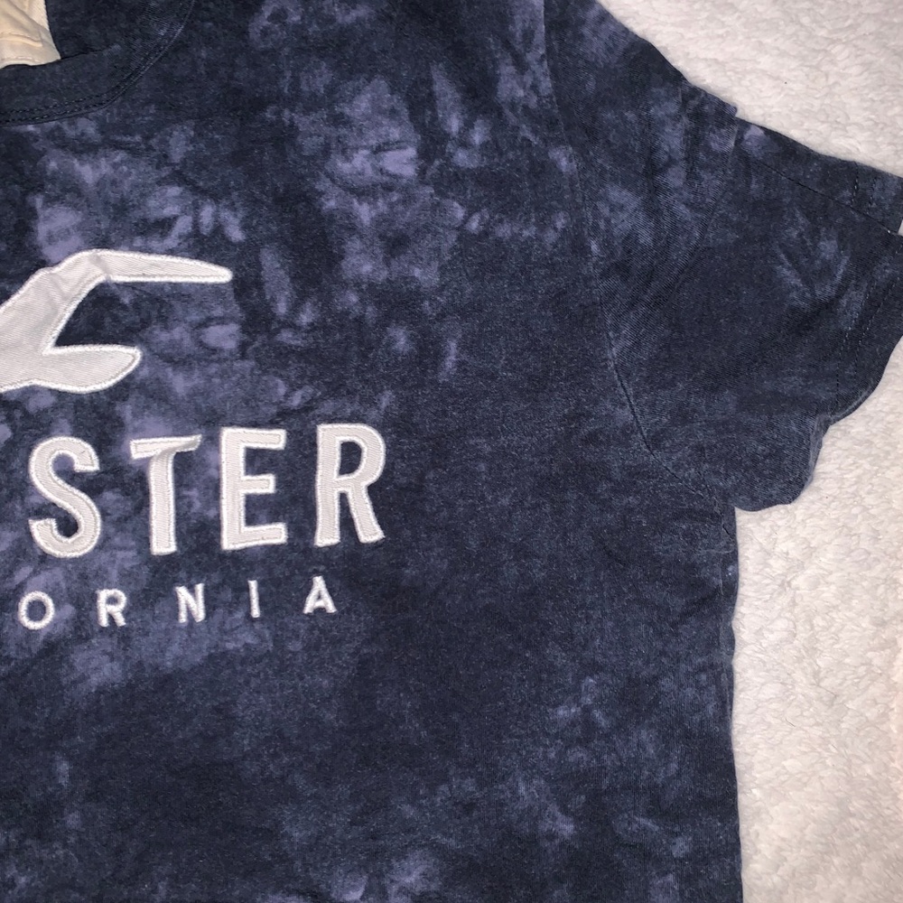 Hollister Blue Tie Dye Washed Shortsleeve T-Shirt - Picture 3 of 5